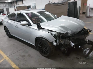 NISSAN NISSAN ALTIMA SV FWD