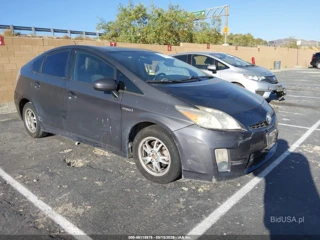 TOYOTA TOYOTA PRIUS