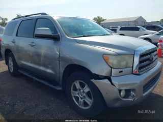 TOYOTA TOYOTA SEQUOIA SR5