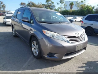TOYOTA TOYOTA SIENNA LE 8 PASSENGER