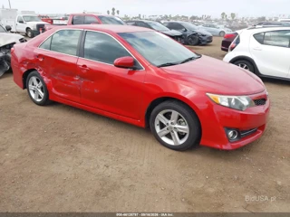 TOYOTA TOYOTA CAMRY SE