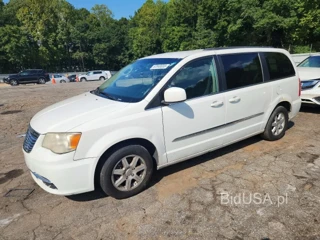 CHRYSLER TOWN & COUNTRY TOURING