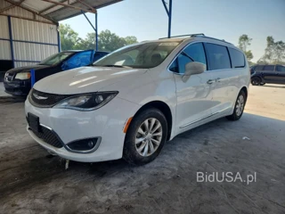 CHRYSLER PACIFICA TOURING L
