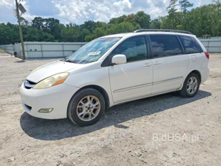 TOYOTA SIENNA XLE LIMITED 7 PASSENGER