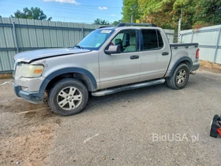 FORD EXPLORER SPORT TRAC XLT