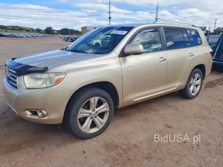 TOYOTA HIGHLANDER LIMITED