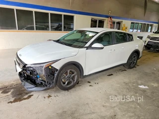 KIA K4 LXS