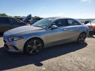 MERCEDES-BENZ A 220 4MATIC