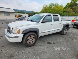 DODGE DAKOTA QUAD SLT