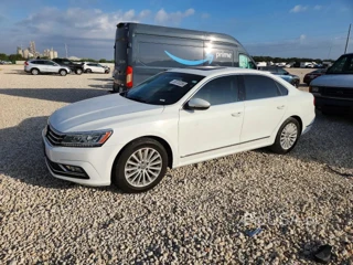 VOLKSWAGEN PASSAT SE