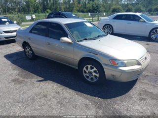 TOYOTA TOYOTA CAMRY LE V6