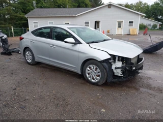 HYUNDAI HYUNDAI ELANTRA SE