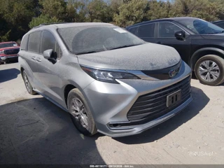 TOYOTA TOYOTA SIENNA XLE/XLE 8 PASSENGER
