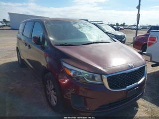 KIA KIA SEDONA LX