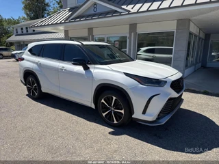 TOYOTA TOYOTA HIGHLANDER XSE