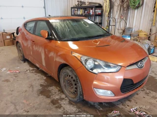 HYUNDAI HYUNDAI VELOSTER BASE W/BLACK