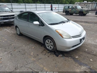 TOYOTA TOYOTA PRIUS