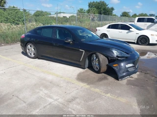 PORSCHE PORSCHE PANAMERA 4