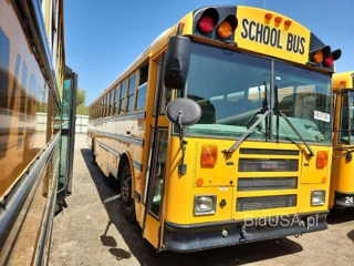 THOMABUSES BUS