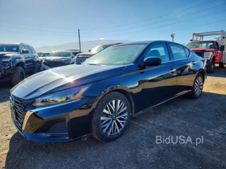 NISSAN ALTIMA SV
