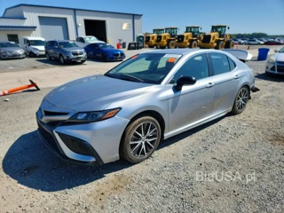 TOYOTA CAMRY SE