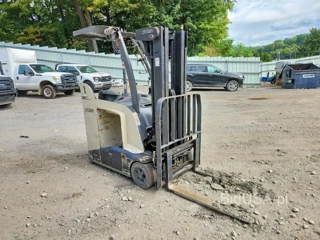 CROWN FORKLIFT