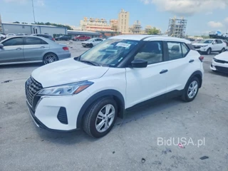 NISSAN KICKS PLAY S