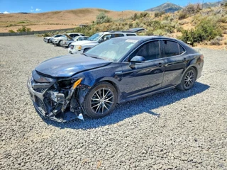 TOYOTA CAMRY SE