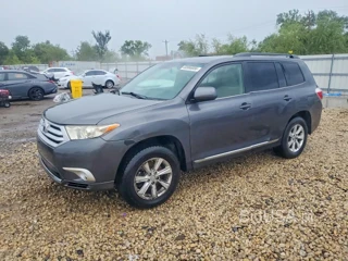 TOYOTA HIGHLANDER BASE