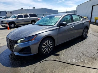 NISSAN ALTIMA SV