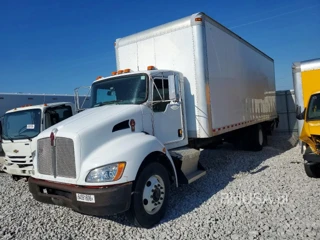 KENWORTH T300