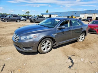 FORD TAURUS SE