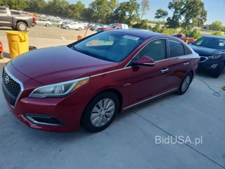 HYUNDAI SONATA HYBRID SE