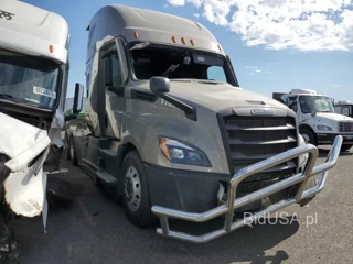 FREIGHTLINER CASCADIA 126