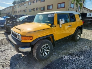 TOYOTA FJ CRUISER BASE