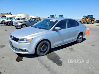 VOLKSWAGEN JETTA SE