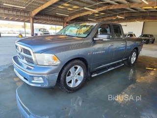 DODGE RAM 1500 SLT