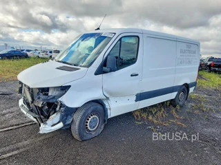 MERCEDES-BENZ SPRINTER 2500/3500