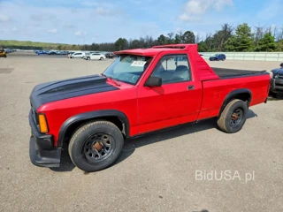 DODGE DAKOTA SPORT