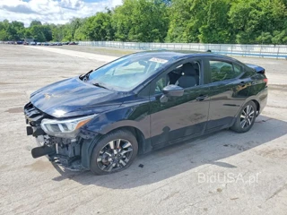 NISSAN VERSA SV