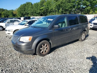 CHRYSLER TOWN & COUNTRY LX