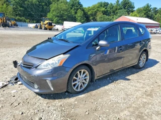 TOYOTA PRIUS V