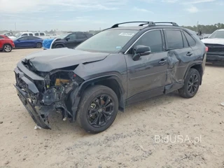 TOYOTA RAV4 XSE