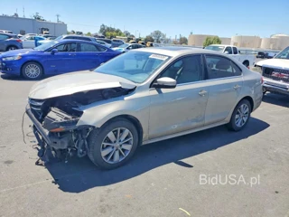 VOLKSWAGEN JETTA SE