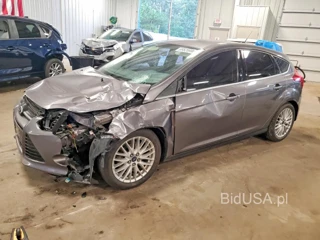 FORD FOCUS TITANIUM