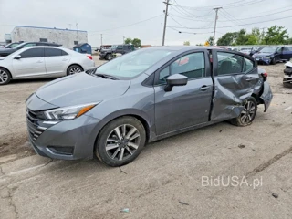 NISSAN VERSA SV