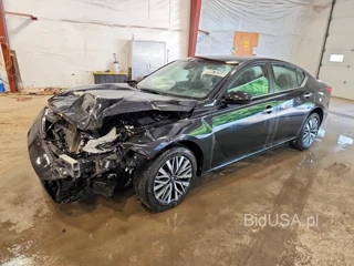 NISSAN ALTIMA SV