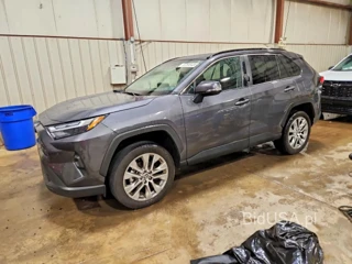 TOYOTA RAV4 XLE PREMIUM