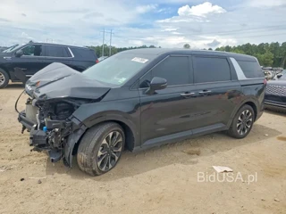 KIA CARNIVAL EX
