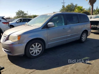 CHRYSLER TOWN & COUNTRY TOURING